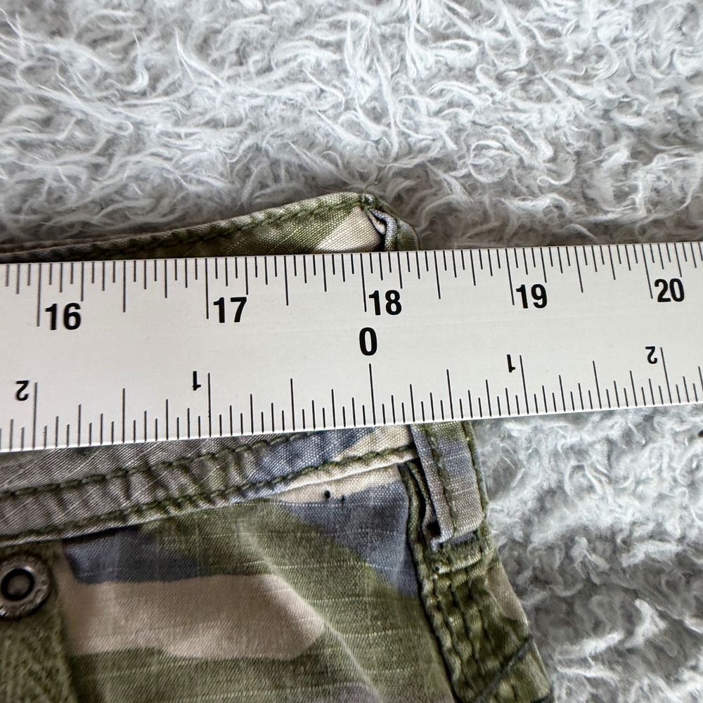 Cabelas Camo Cargo Shorts Womens 14 Green Camouflage Ripstop Outdoor Hiking - Picture 5 of 11